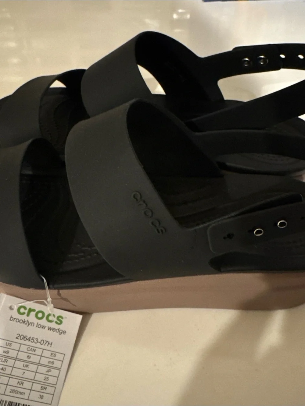 Crocs Brooklyn Wedge NEW size 9